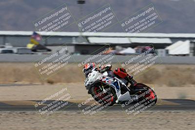 media/Apr-18-2025-CVMA Friday Practice (Fri) [[88baa45499]]/Racer 2/Session 5 (Turn 14 Tip In)/